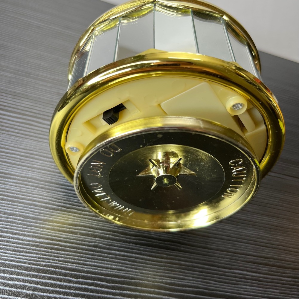 Vintage Music Box Rotating Glass Cats Figurine Mirrored Gold Tone Base Clear - Picture 3 of 8